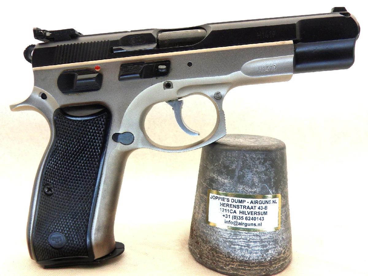 CZ - CZ 85 Combat1